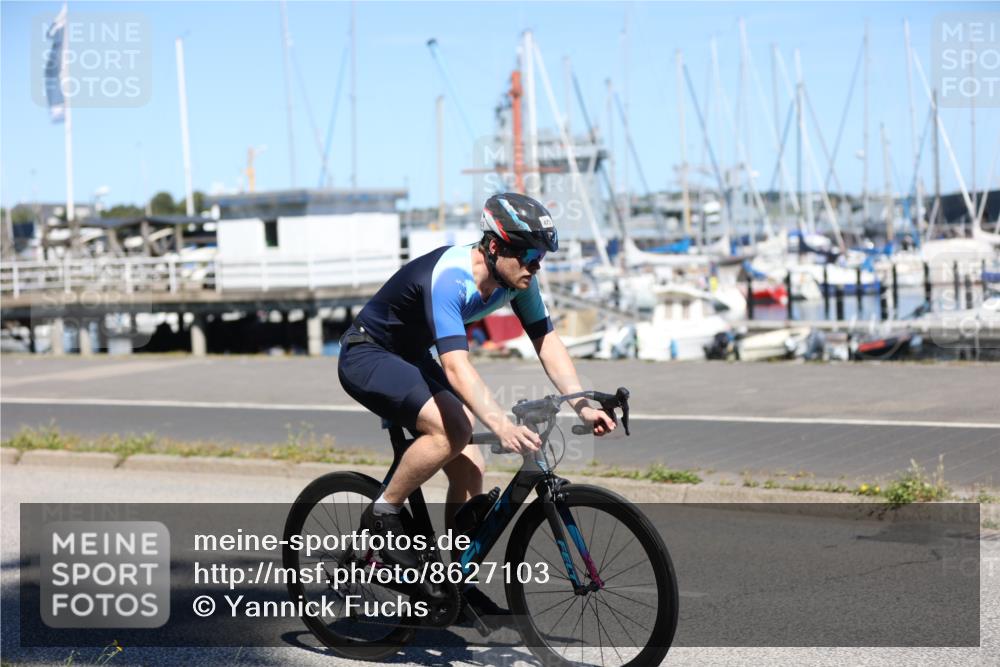 17.08.2025 - KN Förde Triathlon 2025 Yannick Fuchs http://msf.ph/oto/8627103 17.08.2025 13:12:43 Radfahren 401, 452, 473, 475, 494, 512, 437 meine-sportfotos.de