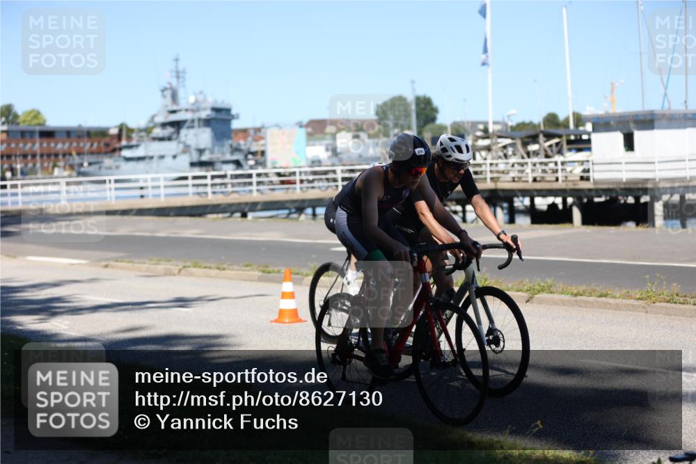 17.08.2025 - KN Förde Triathlon 2025 Yannick Fuchs http://msf.ph/oto/8627130 17.08.2025 13:13:00 Radfahren 395, 402, 411, 435, 446, 460, 461, 467, 469, 517, 520, 527, 535, 401, 406, 509, 535 meine-sportfotos.de