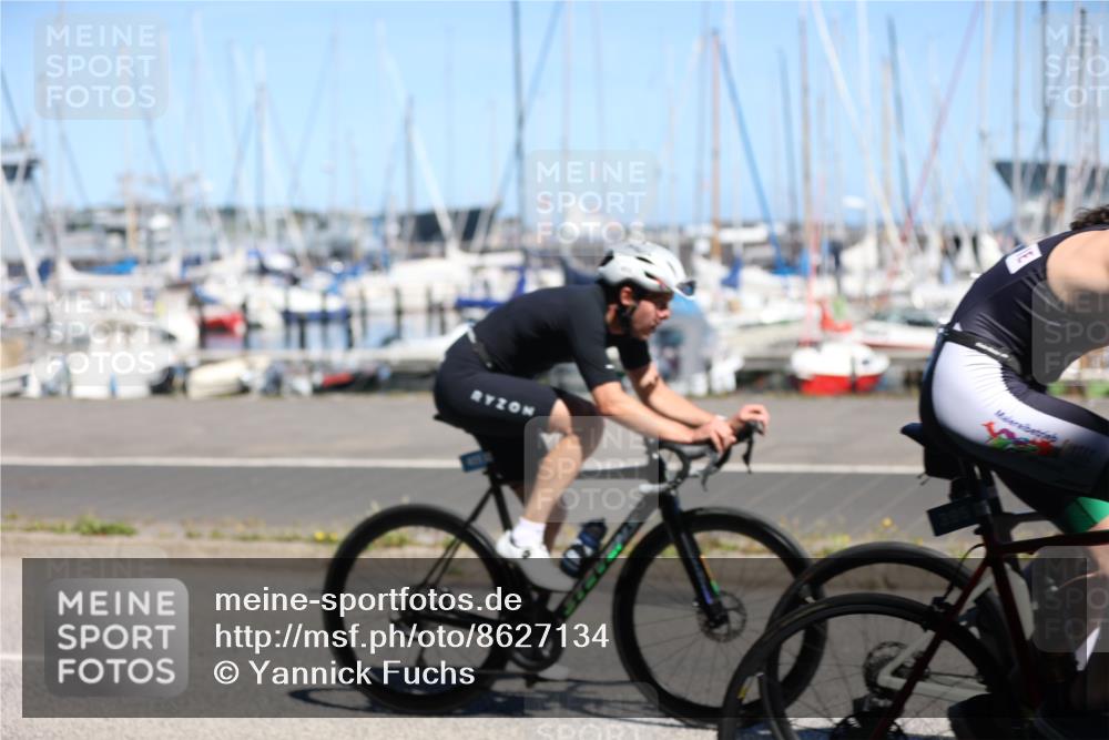 17.08.2025 - KN Förde Triathlon 2025 Yannick Fuchs http://msf.ph/oto/8627134 17.08.2025 13:13:00 Radfahren 395, 402, 411, 435, 446, 460, 461, 467, 469, 517, 520, 527, 535, 401, 406, 509, 535 meine-sportfotos.de