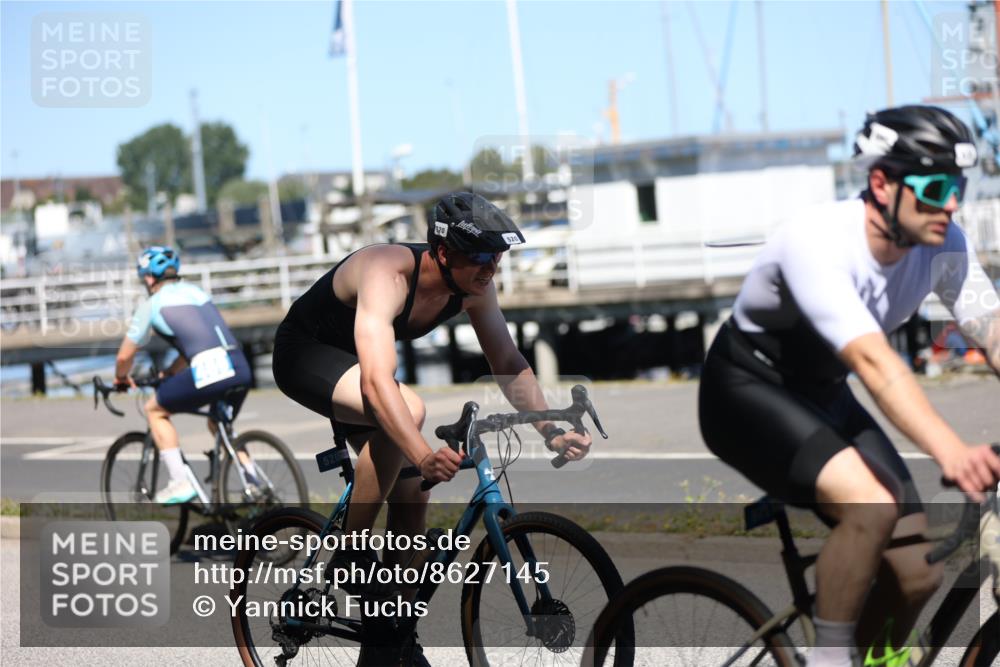 17.08.2025 - KN Förde Triathlon 2025 Yannick Fuchs http://msf.ph/oto/8627145 17.08.2025 13:13:05 Radfahren 402, 461, 467, 520, 527, 549, 395, 402, 411, 435, 446, 460, 467, 469, 517, 535 meine-sportfotos.de