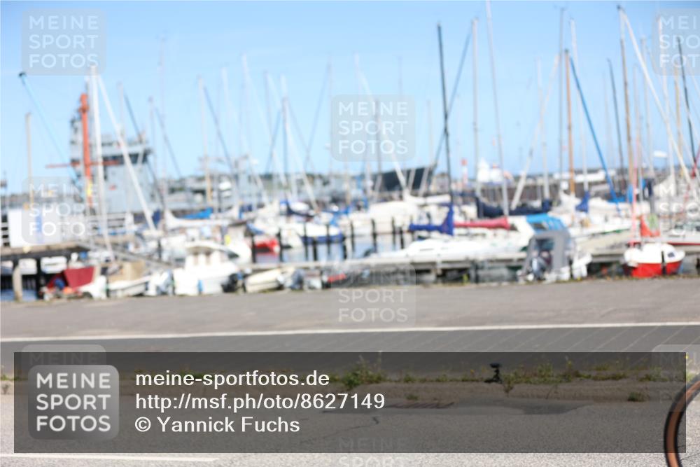 17.08.2025 - KN Förde Triathlon 2025 Yannick Fuchs http://msf.ph/oto/8627149 17.08.2025 13:13:06 Radfahren 461, 520, 527, 549, 395, 402, 411, 435, 446, 460, 467, 469, 517, 535 meine-sportfotos.de