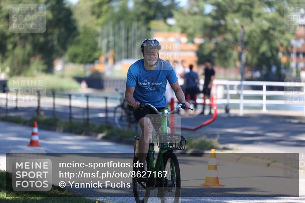 17.08.2025 - KN Förde Triathlon 2025 Yannick Fuchs http://msf.ph/oto/8627167 17.08.2025 13:13:27 Radfahren 409, 464, 484, 492, 510, 514, 524, 430, 510 meine-sportfotos.de