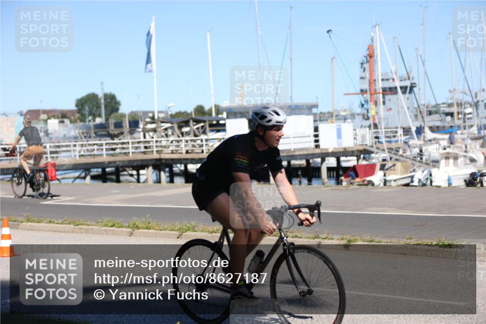 17.08.2025 - KN Förde Triathlon 2025 Yannick Fuchs http://msf.ph/oto/8627187 17.08.2025 13:13:34 Radfahren 432, 464, 484, 493, 514, 523, 524, 409, 492 meine-sportfotos.de
