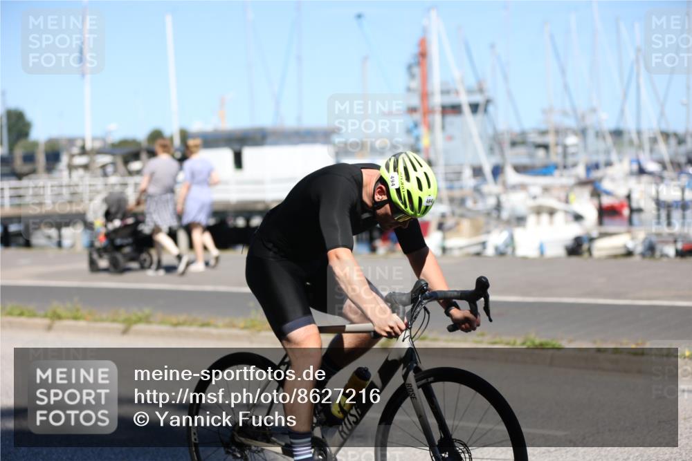 17.08.2025 - KN Förde Triathlon 2025 Yannick Fuchs http://msf.ph/oto/8627216 17.08.2025 13:14:19 Radfahren 406, 415, 475, 485, 494, 518 meine-sportfotos.de