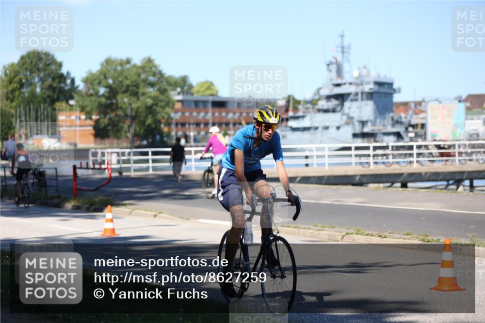 17.08.2025 - KN Förde Triathlon 2025 Yannick Fuchs http://msf.ph/oto/8627259 17.08.2025 13:15:20 Radfahren 412, 432, 465, 478, 493, 513, 436, 483 meine-sportfotos.de