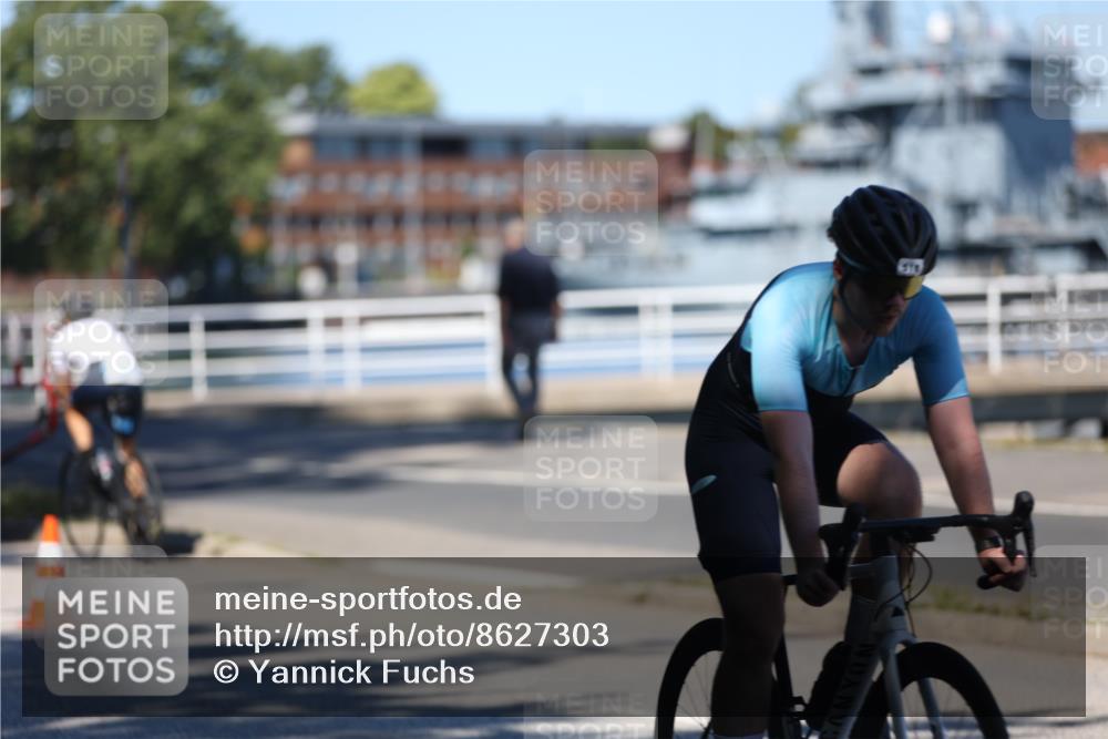 17.08.2025 - KN Förde Triathlon 2025 Yannick Fuchs http://msf.ph/oto/8627303 17.08.2025 13:16:08 Radfahren 421, 453, 455, 459, 466, 479, 518, 533, 548, 413, 462 meine-sportfotos.de