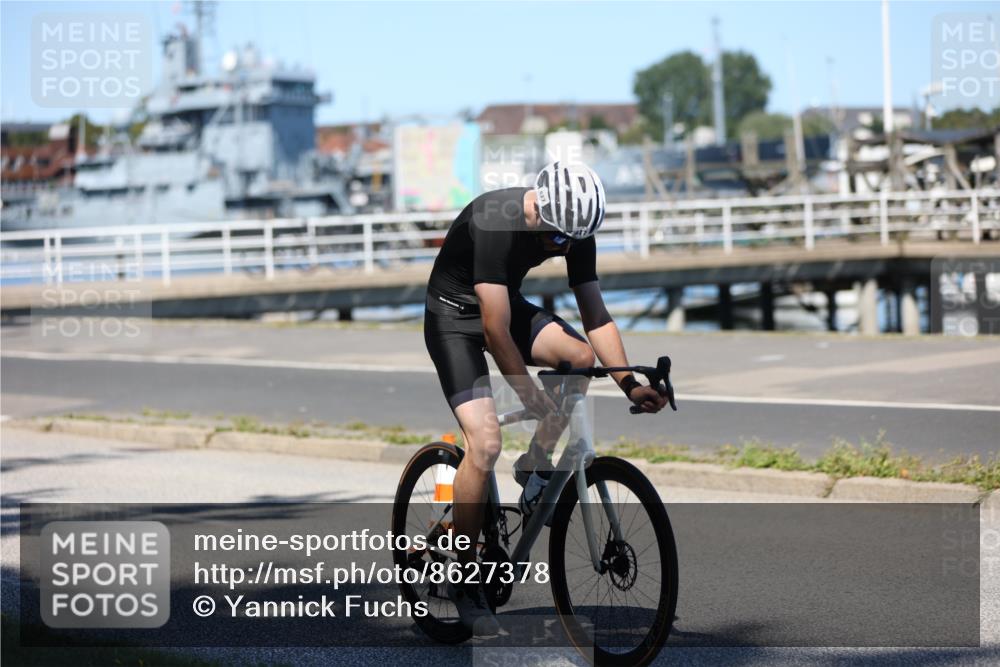 17.08.2025 - KN Förde Triathlon 2025 Yannick Fuchs http://msf.ph/oto/8627378 17.08.2025 13:17:49 Radfahren 357, 397, 421, 427, 433, 455, 479, 532, 548, 439, 462, 482, 491 meine-sportfotos.de