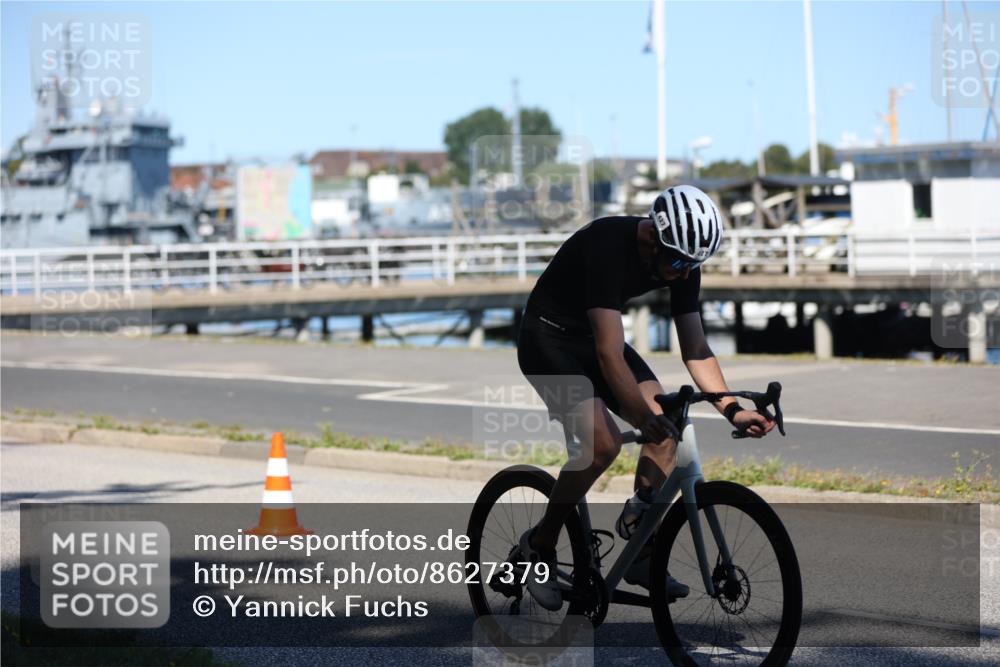 17.08.2025 - KN Förde Triathlon 2025 Yannick Fuchs http://msf.ph/oto/8627379 17.08.2025 13:17:50 Radfahren 357, 397, 421, 427, 433, 455, 479, 532, 548, 462, 482 meine-sportfotos.de