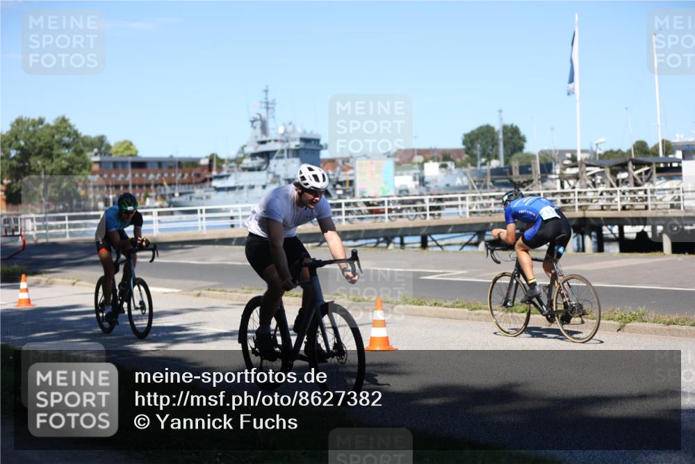 17.08.2025 - KN Förde Triathlon 2025 Yannick Fuchs http://msf.ph/oto/8627382 17.08.2025 13:17:51 Radfahren 357, 397, 421, 427, 433, 455, 479, 532, 548, 433, 462, 482 meine-sportfotos.de