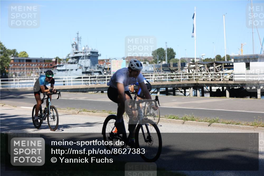 17.08.2025 - KN Förde Triathlon 2025 Yannick Fuchs http://msf.ph/oto/8627383 17.08.2025 13:17:51 Radfahren 357, 397, 421, 427, 433, 455, 479, 532, 548, 433, 462, 482 meine-sportfotos.de