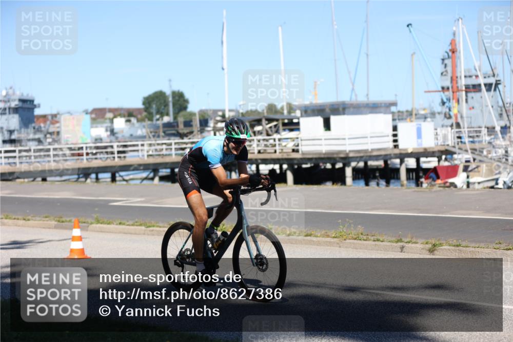 17.08.2025 - KN Förde Triathlon 2025 Yannick Fuchs http://msf.ph/oto/8627386 17.08.2025 13:17:52 Radfahren 357, 397, 420, 421, 427, 455, 459, 479, 532, 548, 357, 433, 462 meine-sportfotos.de