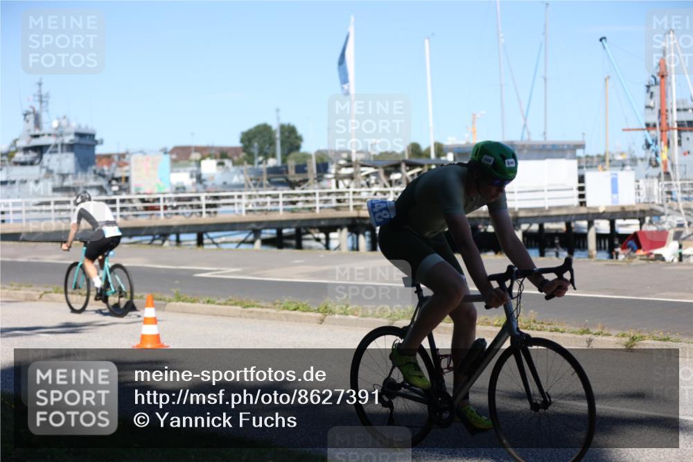 17.08.2025 - KN Förde Triathlon 2025 Yannick Fuchs http://msf.ph/oto/8627391 17.08.2025 13:17:53 Radfahren 397, 420, 421, 427, 455, 459, 479, 532, 548, 357, 427, 433, 462 meine-sportfotos.de