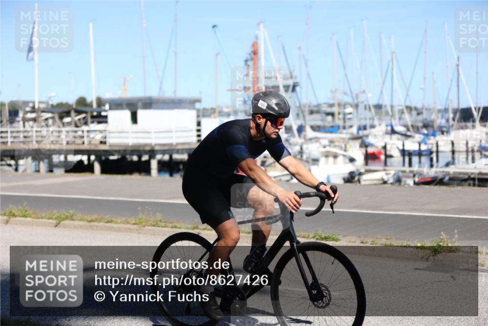 17.08.2025 - KN Förde Triathlon 2025 Yannick Fuchs http://msf.ph/oto/8627426 17.08.2025 13:18:21 Radfahren 407, 424, 480, 490, 505, 506 meine-sportfotos.de