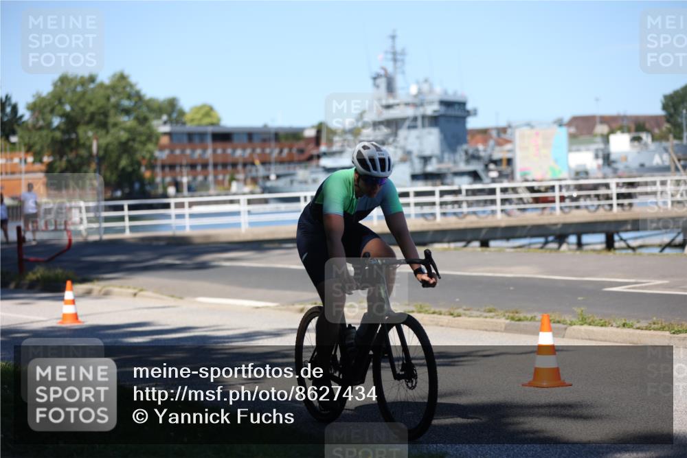 17.08.2025 - KN Förde Triathlon 2025 Yannick Fuchs http://msf.ph/oto/8627434 17.08.2025 13:18:25 Radfahren 407, 424, 480, 490, 506, 505 meine-sportfotos.de