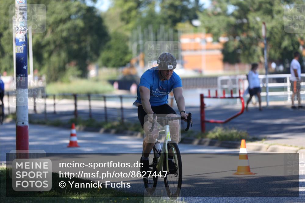 17.08.2025 - KN Förde Triathlon 2025 Yannick Fuchs http://msf.ph/oto/8627447 17.08.2025 13:18:36 Radfahren 425, 428, 431, 440, 445, 472, 495, 526, 480, 490 meine-sportfotos.de