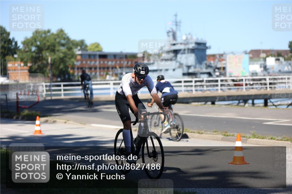 17.08.2025 - KN Förde Triathlon 2025 Yannick Fuchs http://msf.ph/oto/8627486 17.08.2025 13:19:10 Radfahren 423, 426, 433, 439, 496, 529, 447, 496, 525, 540 meine-sportfotos.de