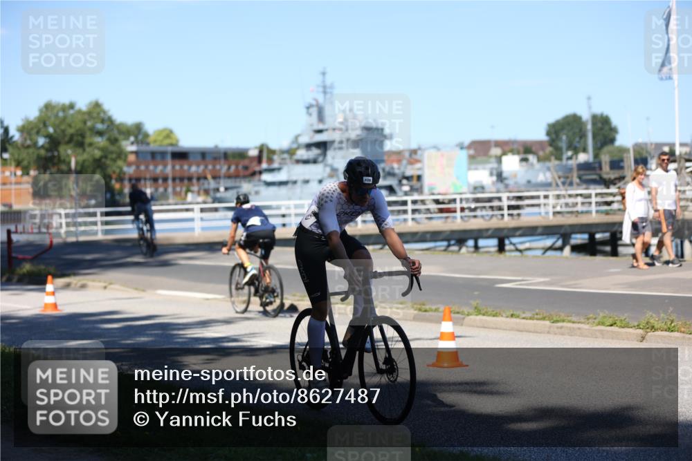 17.08.2025 - KN Förde Triathlon 2025 Yannick Fuchs http://msf.ph/oto/8627487 17.08.2025 13:19:10 Radfahren 423, 426, 433, 439, 496, 529, 447, 496, 525, 540 meine-sportfotos.de
