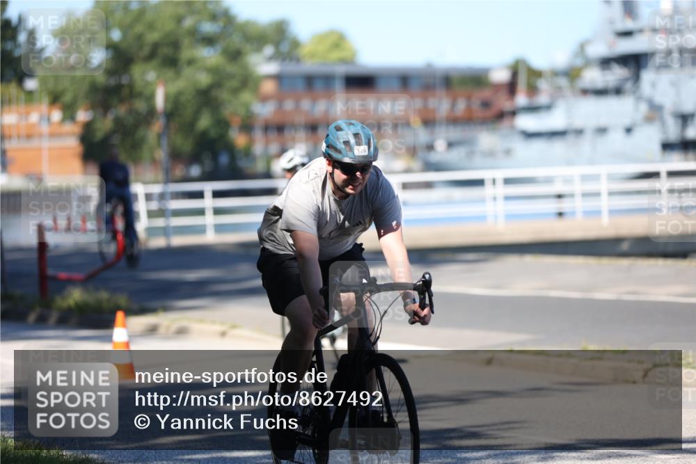 17.08.2025 - KN Förde Triathlon 2025 Yannick Fuchs http://msf.ph/oto/8627492 17.08.2025 13:19:12 Radfahren 423, 426, 433, 439, 529, 423, 447, 496, 525 meine-sportfotos.de