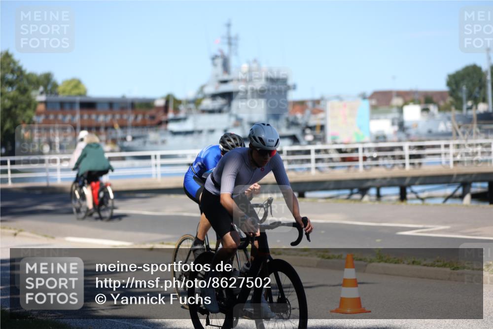 17.08.2025 - KN Förde Triathlon 2025 Yannick Fuchs http://msf.ph/oto/8627502 17.08.2025 13:19:16 Radfahren 426, 433, 508, 529, 423, 439, 496 meine-sportfotos.de