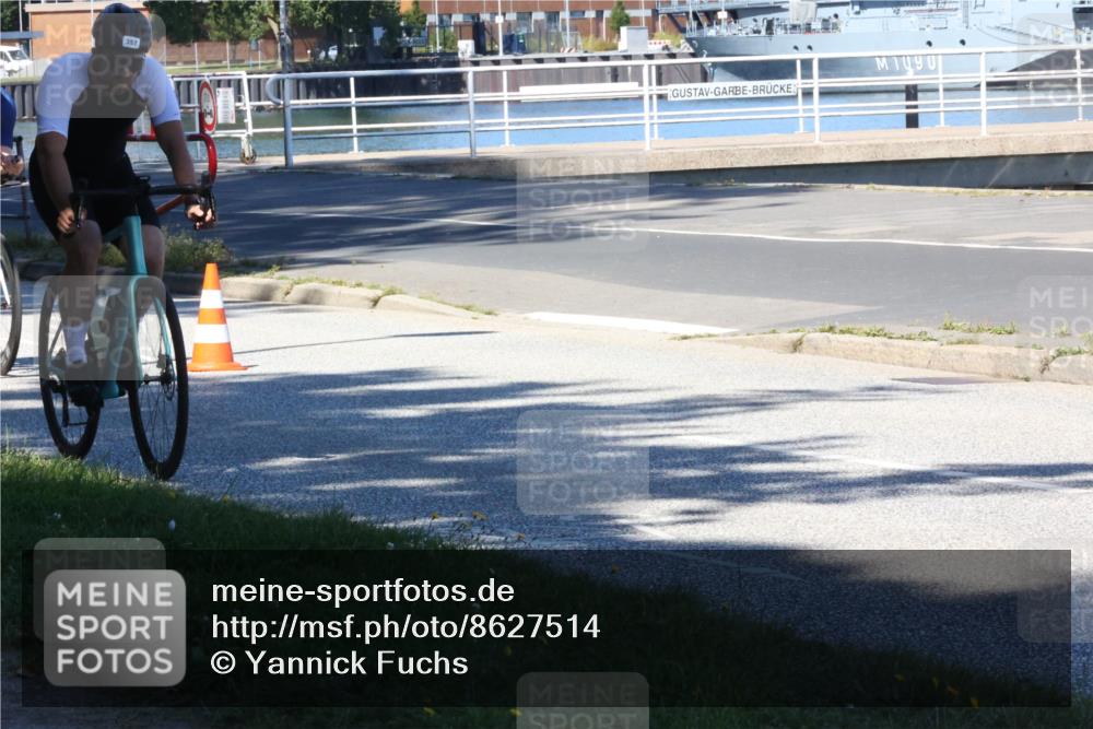 17.08.2025 - KN Förde Triathlon 2025 Yannick Fuchs http://msf.ph/oto/8627514 17.08.2025 13:19:37 Radfahren 357, 397, 416, 454, 457, 502, 397, 416, 477, 482, 534 meine-sportfotos.de
