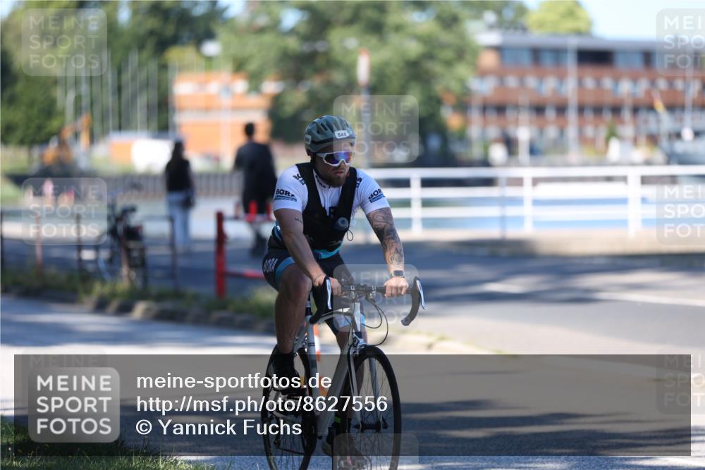 17.08.2025 - KN Förde Triathlon 2025 Yannick Fuchs http://msf.ph/oto/8627556 17.08.2025 13:20:48 Radfahren 410, 473, 525, 540, 546, 511 meine-sportfotos.de