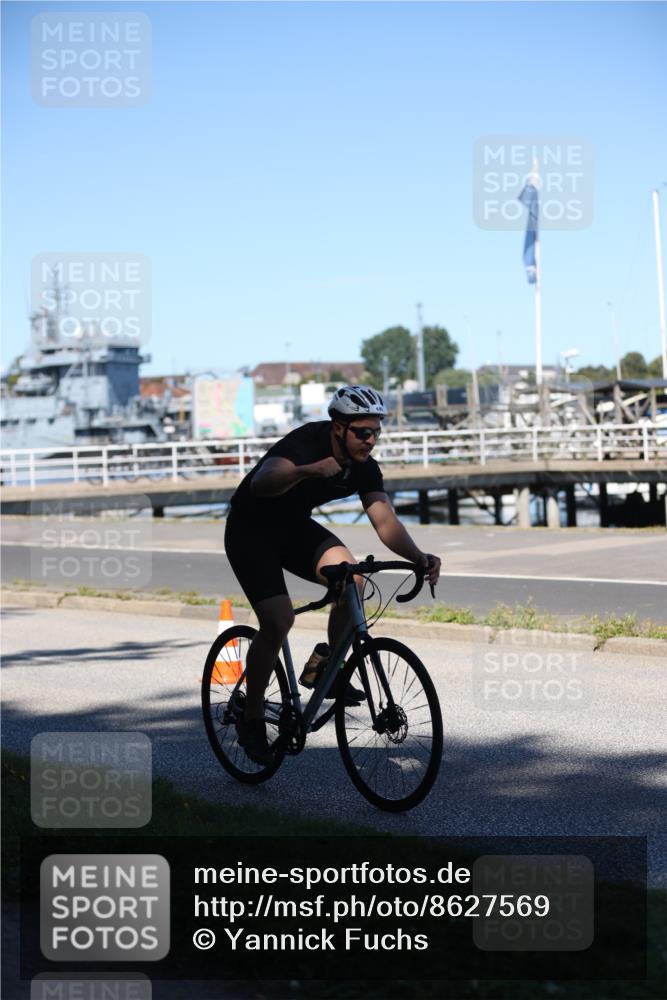 17.08.2025 - KN Förde Triathlon 2025 Yannick Fuchs http://msf.ph/oto/8627569 17.08.2025 13:20:59 Radfahren 416, 461, 496, 508, 528, 410, 473, 525, 540, 546 meine-sportfotos.de