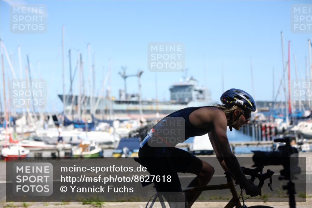 17.08.2025 - KN Förde Triathlon 2025 Yannick Fuchs http://msf.ph/oto/8627618 17.08.2025 13:25:43 Radfahren 501, 427, 532 meine-sportfotos.de