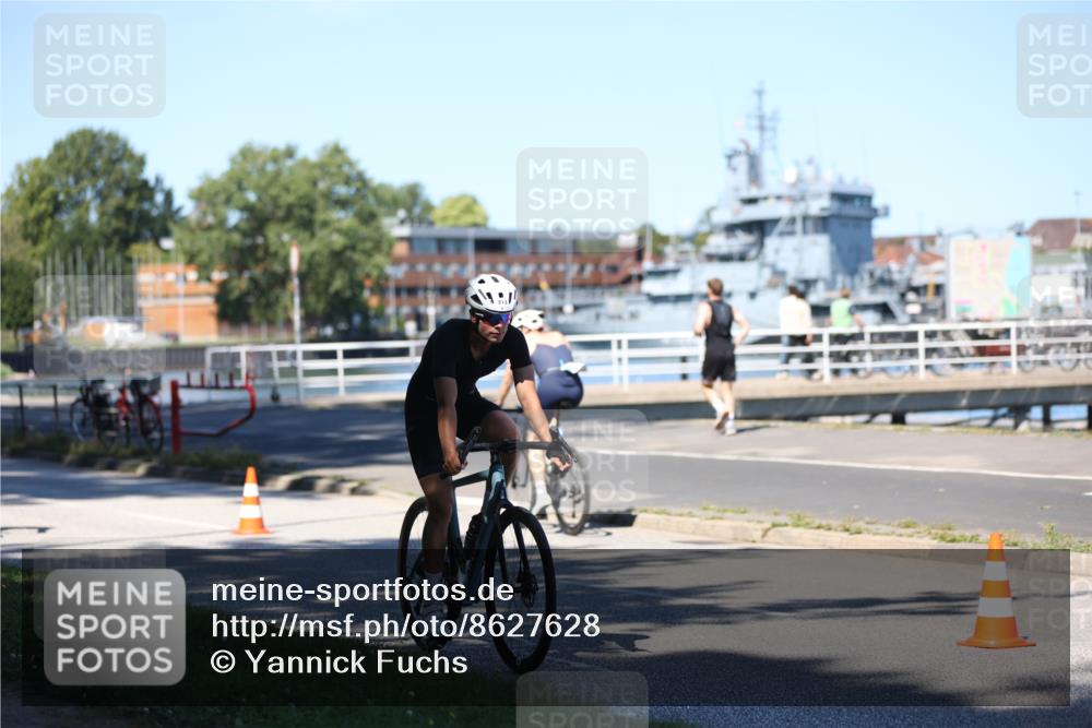17.08.2025 - KN Förde Triathlon 2025 Yannick Fuchs http://msf.ph/oto/8627628 17.08.2025 13:26:37 Radfahren 507, 513, 547, 462 meine-sportfotos.de