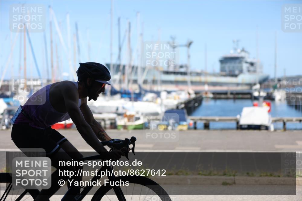 17.08.2025 - KN Förde Triathlon 2025 Yannick Fuchs http://msf.ph/oto/8627642 17.08.2025 13:26:49 Radfahren 412, 470, 479, 498, 533 meine-sportfotos.de