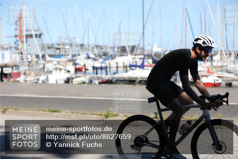 17.08.2025 - KN Förde Triathlon 2025 Yannick Fuchs http://msf.ph/oto/8627659 17.08.2025 13:27:05 Radfahren 427, 459, 487, 500, 518, 523, 532, 498, 505, 506 meine-sportfotos.de
