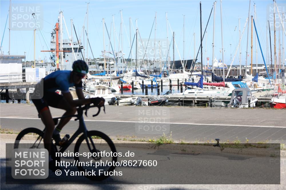 17.08.2025 - KN Förde Triathlon 2025 Yannick Fuchs http://msf.ph/oto/8627660 17.08.2025 13:27:06 Radfahren 427, 459, 487, 500, 518, 523, 532, 498, 505, 506 meine-sportfotos.de