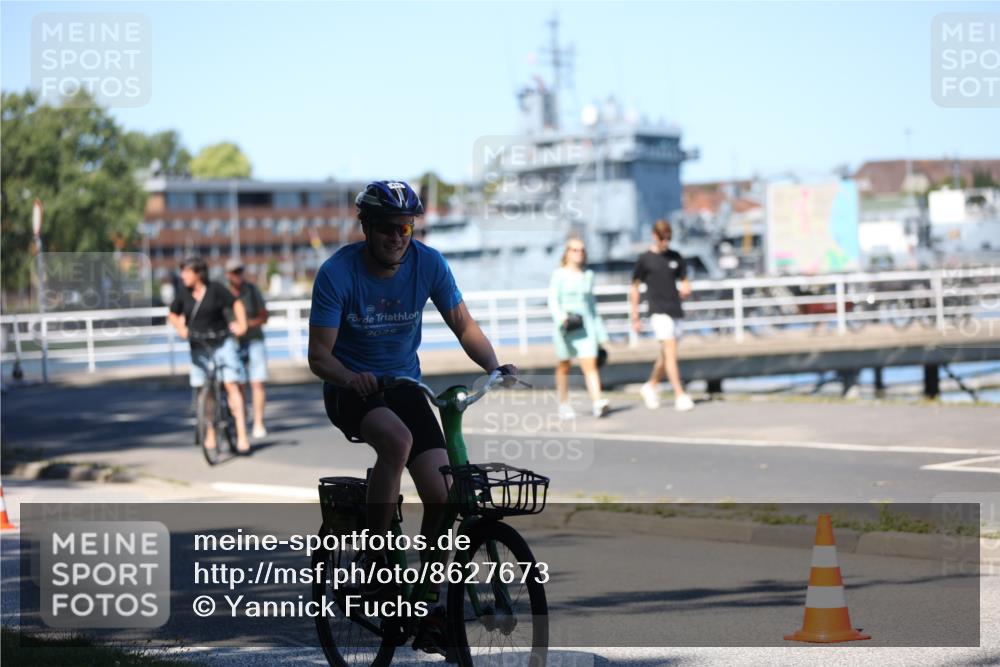 17.08.2025 - KN Förde Triathlon 2025 Yannick Fuchs http://msf.ph/oto/8627673 17.08.2025 13:27:27 Radfahren 492, 490 meine-sportfotos.de