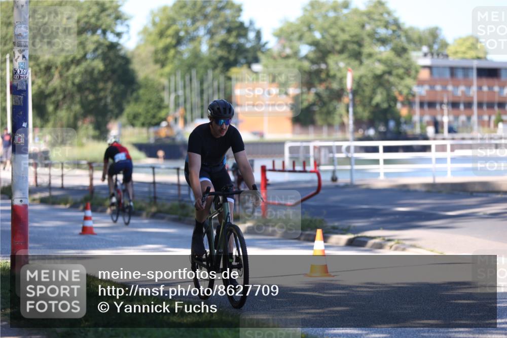 17.08.2025 - KN Förde Triathlon 2025 Yannick Fuchs http://msf.ph/oto/8627709 17.08.2025 13:28:06 Radfahren 443, 483, 515, 544, 397, 455, 478, 491, 536 meine-sportfotos.de