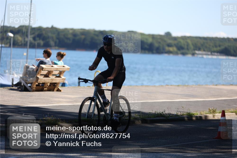 17.08.2025 - KN Förde Triathlon 2025 Yannick Fuchs http://msf.ph/oto/8627754 17.08.2025 13:29:10 Radfahren 357, 526, 482, 490, 495 meine-sportfotos.de
