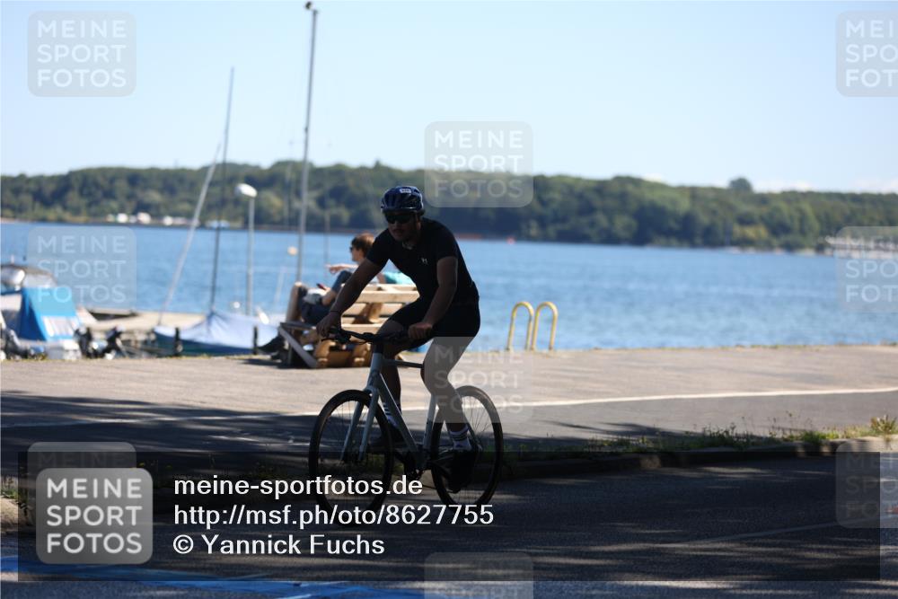 17.08.2025 - KN Förde Triathlon 2025 Yannick Fuchs http://msf.ph/oto/8627755 17.08.2025 13:29:10 Radfahren 357, 526, 482, 490, 495 meine-sportfotos.de