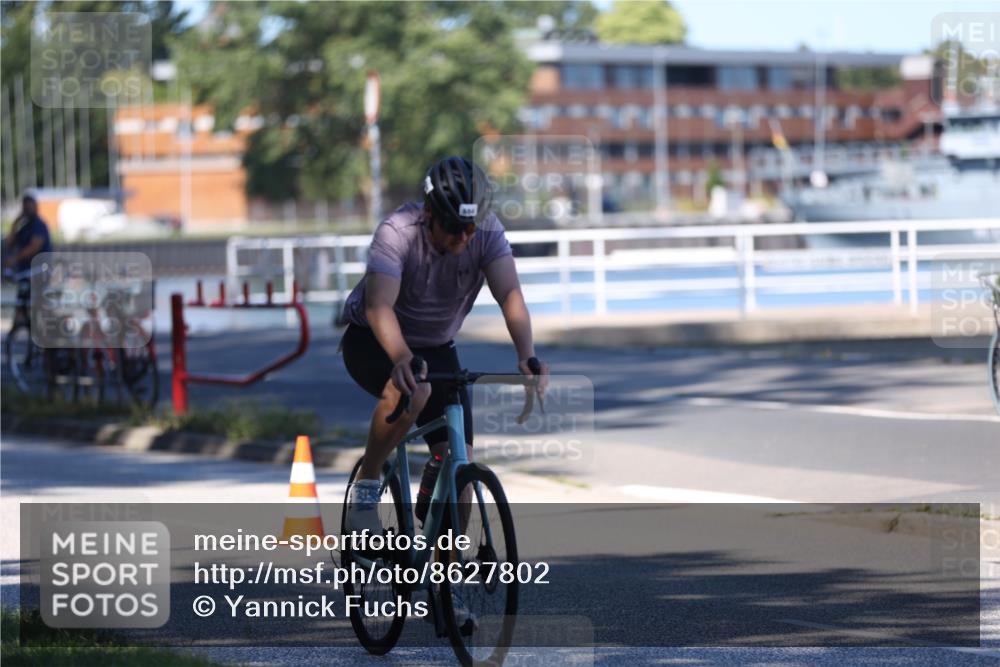 17.08.2025 - KN Förde Triathlon 2025 Yannick Fuchs http://msf.ph/oto/8627802 17.08.2025 13:30:43 Radfahren 482, 496, 504, 522, 526, 522 meine-sportfotos.de