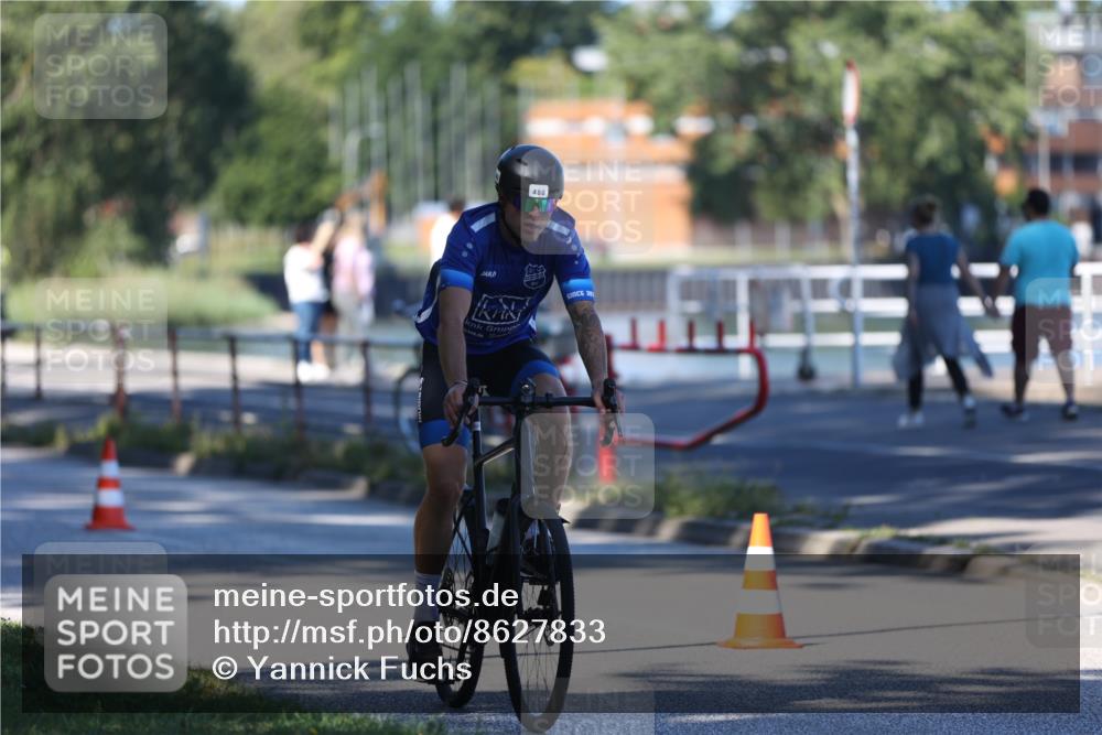 17.08.2025 - KN Förde Triathlon 2025 Yannick Fuchs http://msf.ph/oto/8627833 17.08.2025 13:31:19 Radfahren 480, 511 meine-sportfotos.de