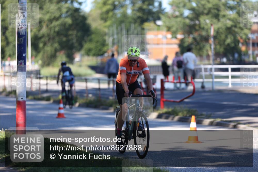 17.08.2025 - KN Förde Triathlon 2025 Yannick Fuchs http://msf.ph/oto/8627888 17.08.2025 13:32:21 Radfahren 438, 494, 520, 522, 512, 525, 540 meine-sportfotos.de