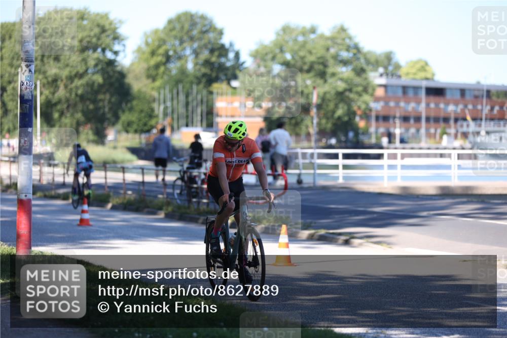 17.08.2025 - KN Förde Triathlon 2025 Yannick Fuchs http://msf.ph/oto/8627889 17.08.2025 13:32:21 Radfahren 438, 494, 520, 522, 512, 525, 540 meine-sportfotos.de