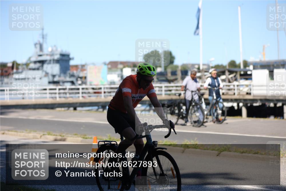 17.08.2025 - KN Förde Triathlon 2025 Yannick Fuchs http://msf.ph/oto/8627893 17.08.2025 13:32:22 Radfahren 438, 494, 520, 522, 512, 525, 540 meine-sportfotos.de