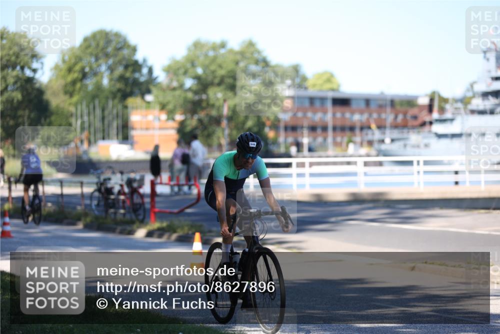 17.08.2025 - KN Förde Triathlon 2025 Yannick Fuchs http://msf.ph/oto/8627896 17.08.2025 13:32:38 Radfahren 410, 496, 546, 438, 520 meine-sportfotos.de