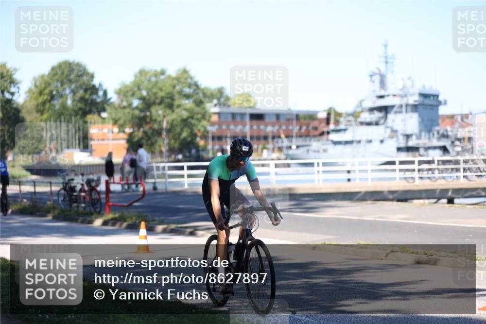 17.08.2025 - KN Förde Triathlon 2025 Yannick Fuchs http://msf.ph/oto/8627897 17.08.2025 13:32:38 Radfahren 410, 496, 546, 438, 520 meine-sportfotos.de