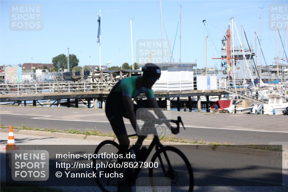 17.08.2025 - KN Förde Triathlon 2025 Yannick Fuchs http://msf.ph/oto/8627900 17.08.2025 13:32:39 Radfahren 410, 496, 546, 410 meine-sportfotos.de