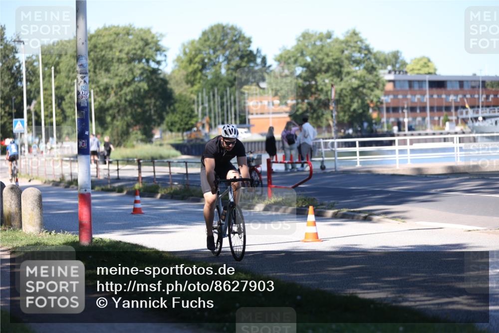 17.08.2025 - KN Förde Triathlon 2025 Yannick Fuchs http://msf.ph/oto/8627903 17.08.2025 13:32:41 Radfahren 486, 496, 511, 546, 410, 546 meine-sportfotos.de