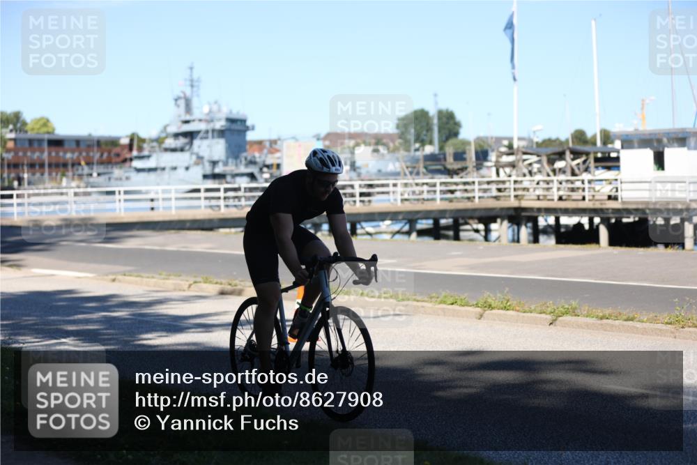 17.08.2025 - KN Förde Triathlon 2025 Yannick Fuchs http://msf.ph/oto/8627908 17.08.2025 13:32:43 Radfahren 486, 496, 511, 542, 410, 546 meine-sportfotos.de