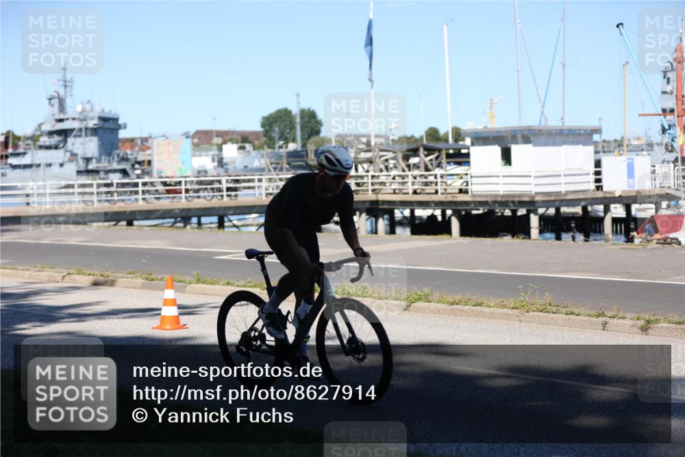 17.08.2025 - KN Förde Triathlon 2025 Yannick Fuchs http://msf.ph/oto/8627914 17.08.2025 13:32:49 Radfahren 477, 486, 511, 542, 496 meine-sportfotos.de