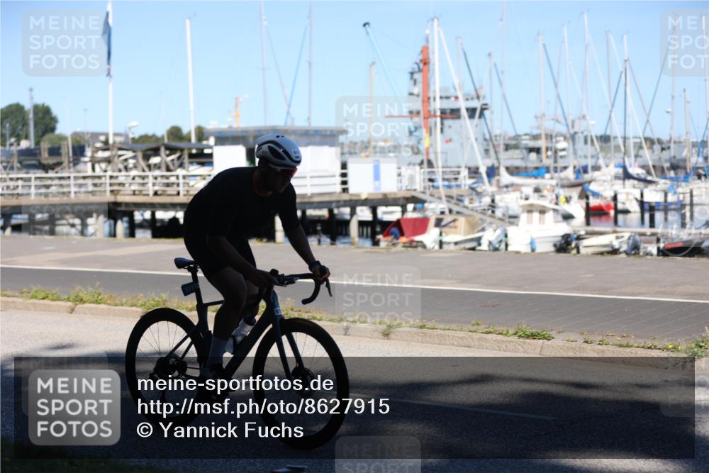 17.08.2025 - KN Förde Triathlon 2025 Yannick Fuchs http://msf.ph/oto/8627915 17.08.2025 13:32:50 Radfahren 477, 486, 511, 542, 496 meine-sportfotos.de