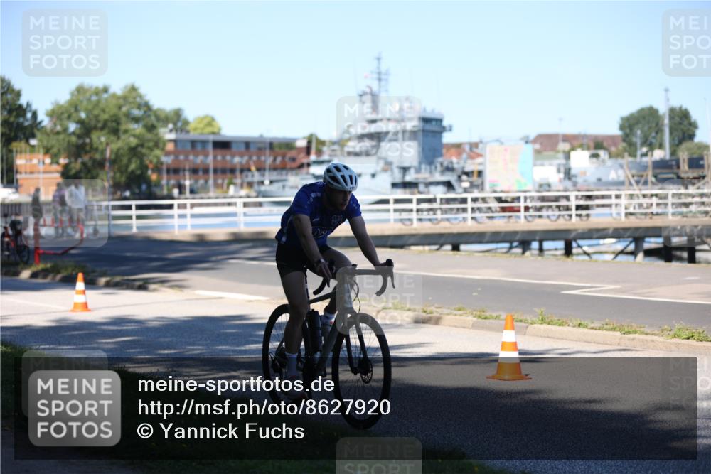 17.08.2025 - KN Förde Triathlon 2025 Yannick Fuchs http://msf.ph/oto/8627920 17.08.2025 13:32:53 Radfahren 477, 486, 542, 486, 511 meine-sportfotos.de