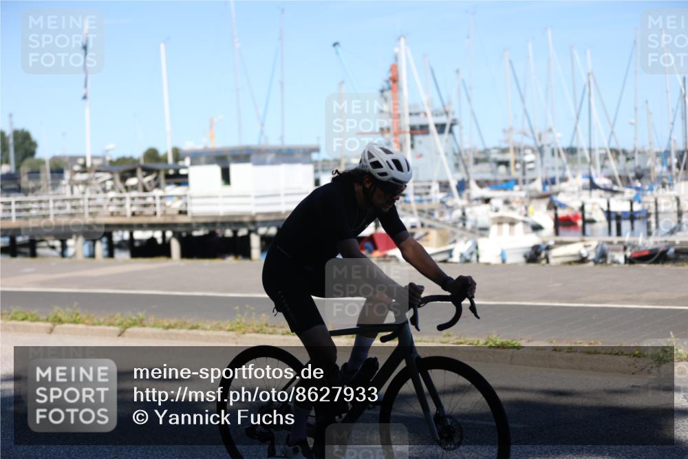 17.08.2025 - KN Förde Triathlon 2025 Yannick Fuchs http://msf.ph/oto/8627933 17.08.2025 13:33:14 Radfahren 484, 514, 517, 524, 527 meine-sportfotos.de