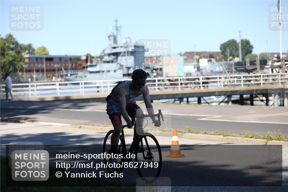 17.08.2025 - KN Förde Triathlon 2025 Yannick Fuchs http://msf.ph/oto/8627949 17.08.2025 13:34:01 Radfahren 494, 510, 512 meine-sportfotos.de